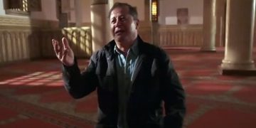 Image processed by CodeCarvings Piczard ### FREE Community Edition ### on 2016-05-02 20:12:11Z |  |