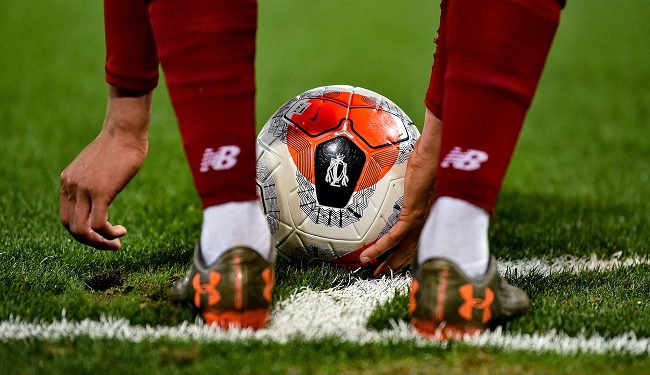 LIVERPOOL, ENGLAND - FEBRUARY 24: (THE SUN OUT, THE SUN ON SUNDAY OUT) Trent Alexander-Arnold of Liverpool placing the ball down for a corner during the Premier League match between Liverpool FC and West Ham United at Anfield on February 24, 2020 in Liverpool, United Kingdom. (Photo by Andrew Powell/Liverpool FC via Getty Images)