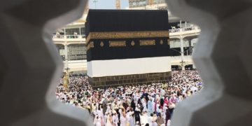 Muslim pilgrims walk around the Kaaba at the Grand Mosque on September 14, 2015 in Saudi Arabia's holy Muslim city of Mecca. The hajj, a pillar of the Muslim religion, drew last year about two million faithful and is expected to start on September 21.    AFP PHOTO / STR